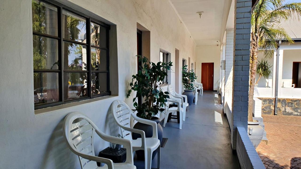 Lake Motel Hartbeespoort Kültér fotó